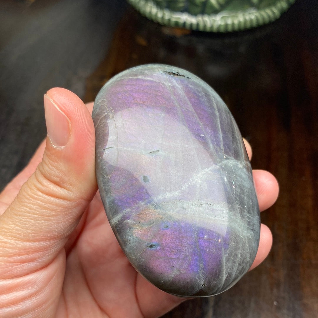 Labradorite Palmstones