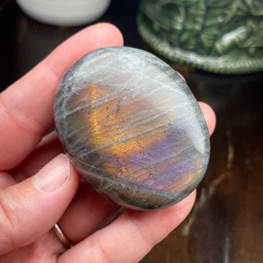 Labradorite Palmstones