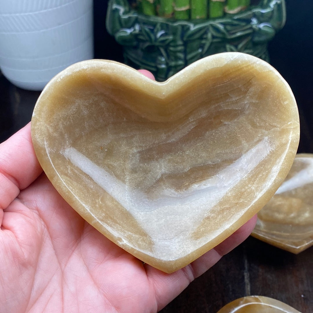 Chocolate Onyx Heart Bowl