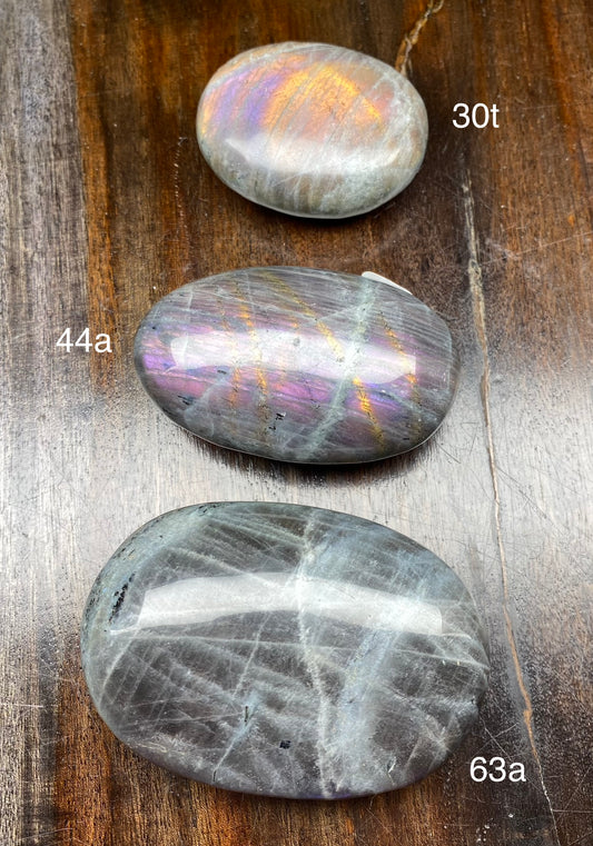 Labradorite Palmstones