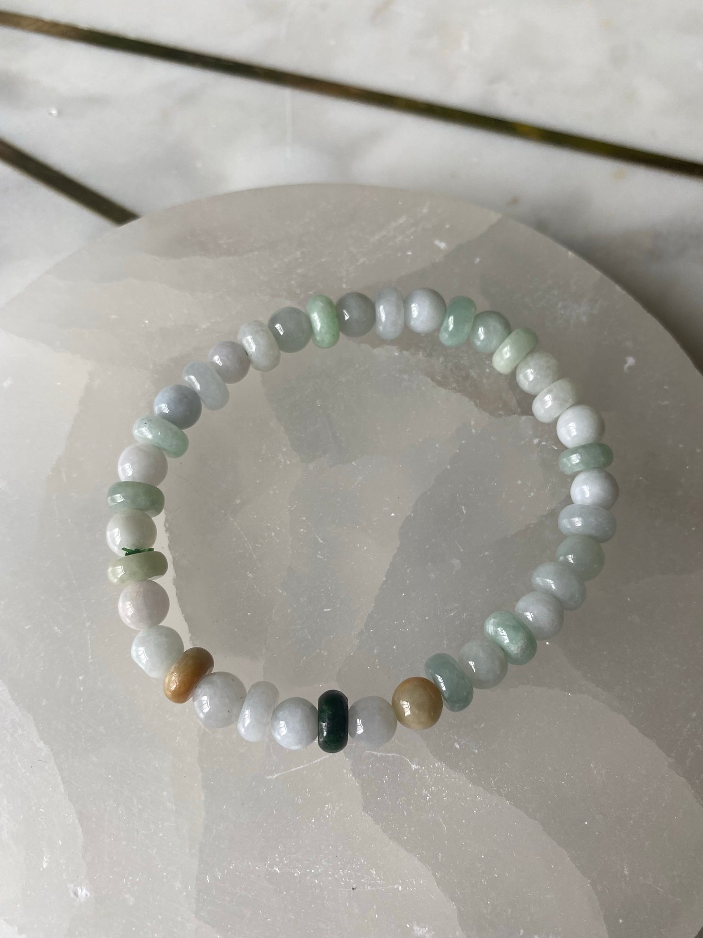 Jade Bead Bracelet (tri-color)