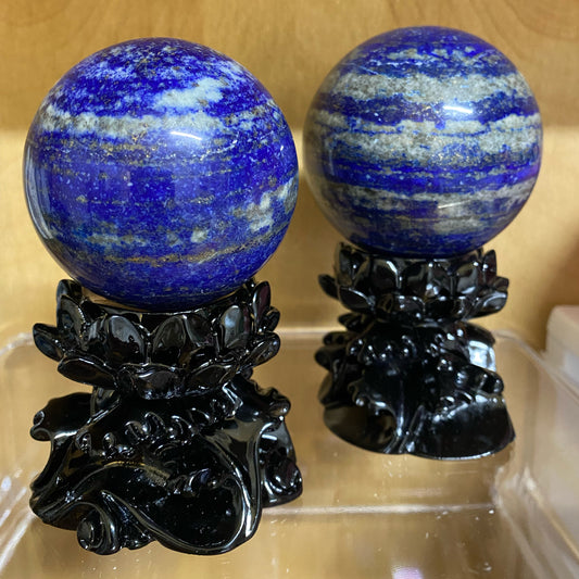 Black Lotus Sphere Stand