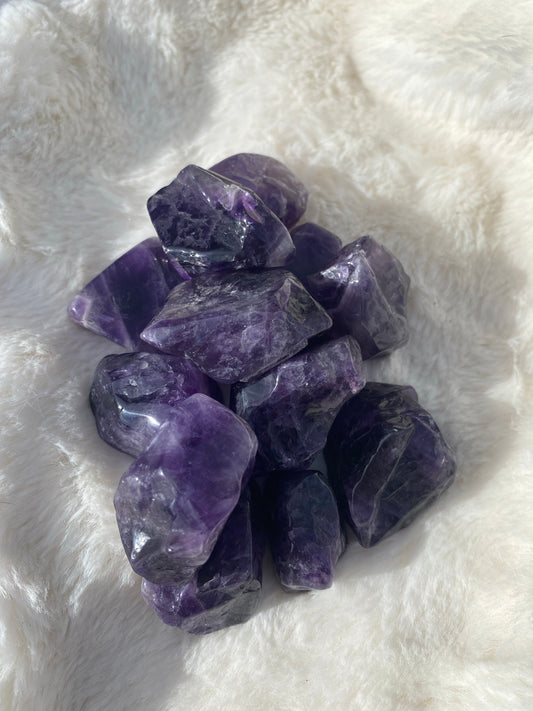 Amethyst Tumble deep purple (semi-polished)