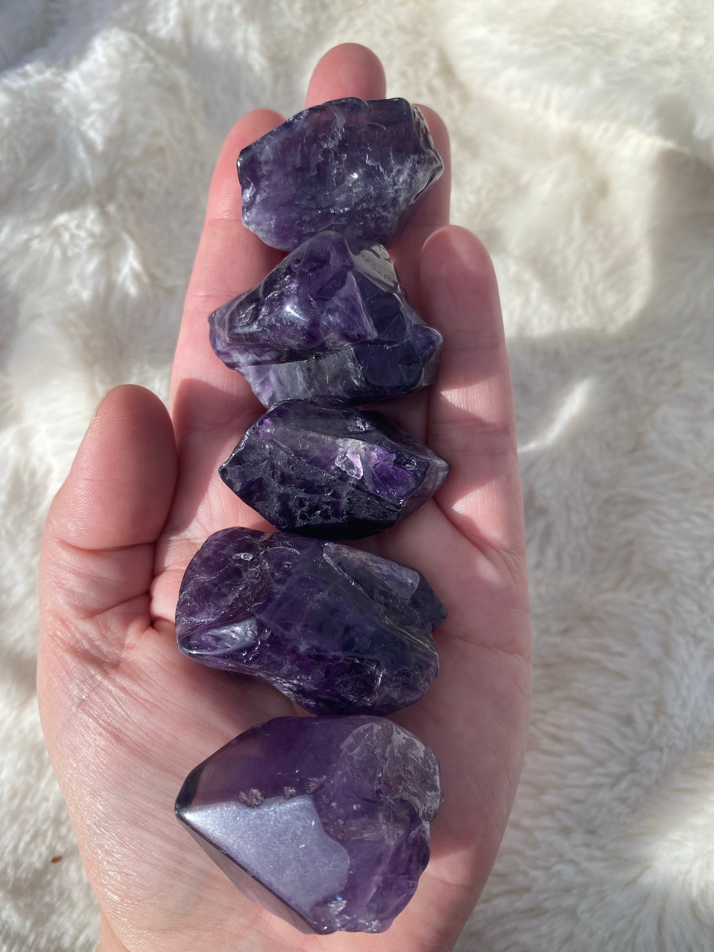 Amethyst Tumble deep purple (semi-polished)