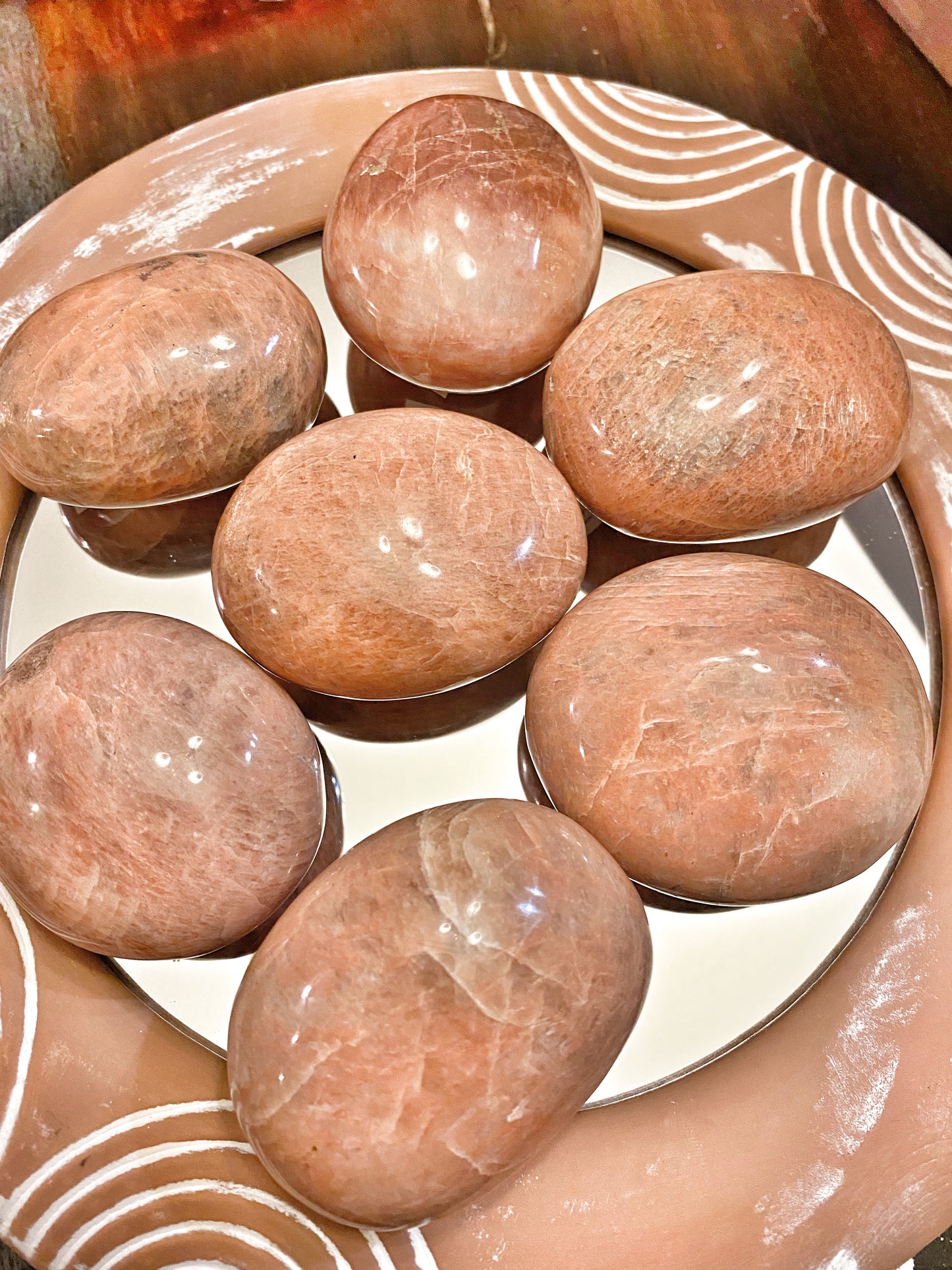 Peach Moonstone Palmstone (Silver Flash)