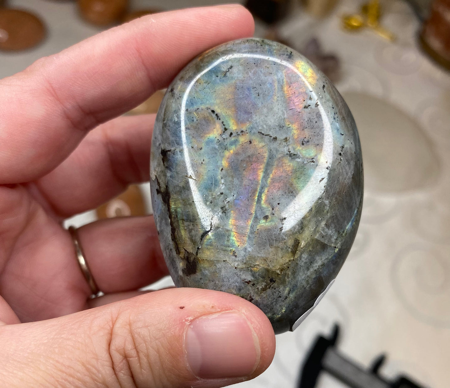 Labradorite Palmstone